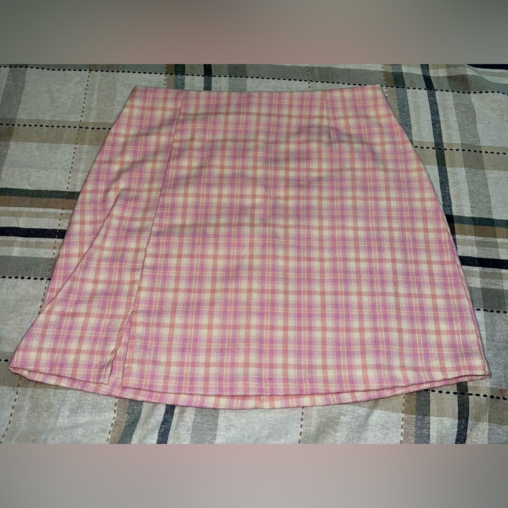 GIRLS pink plaid mini skirt, Art Class brand, size XXL (18/20)